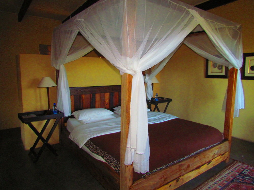Plettenberg Bay Game Reserve: The Baroness Safari Lodge 외부 사진